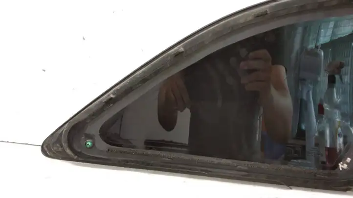 Audi A4 S4 B8 8K (2007 - 2011) 43R001583 Заднее боковое стекло — фото 3