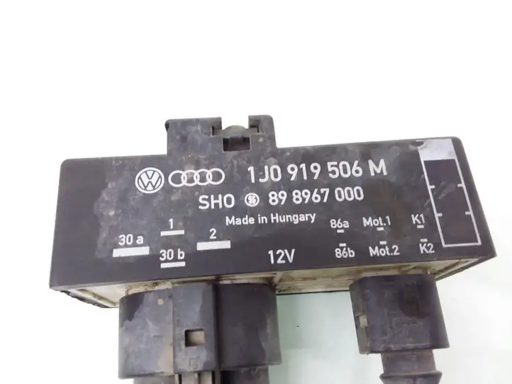 Skoda Fabia Mk1 (6Y) (1999 - 2007) 1J0919506M Реле вентилятора охлаждения — фото 3