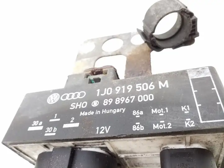 Seat Ibiza III (6L) (2002 - 2008) 1J0919506M Реле вентилятора охлаждения — фото 3