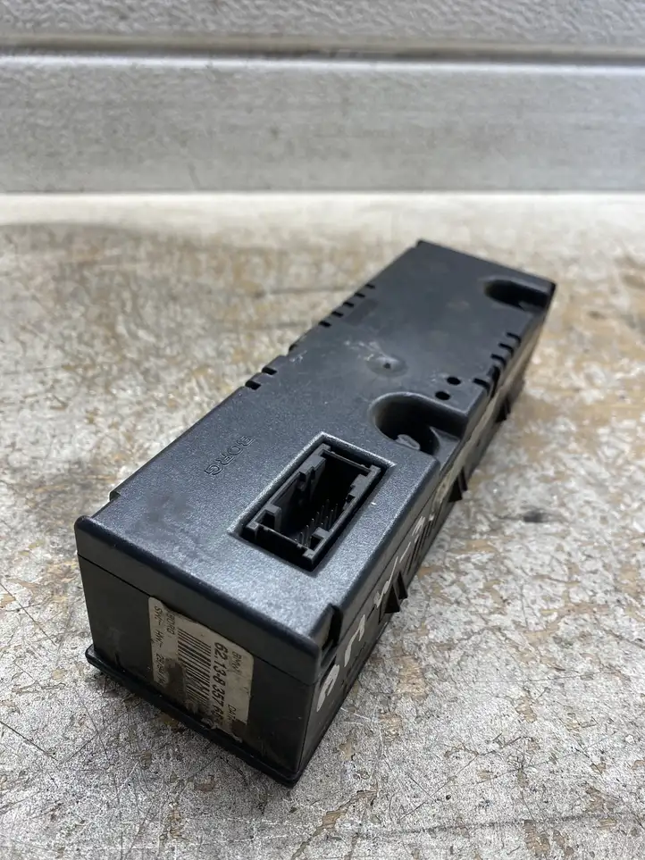 BMW 3 E90 E91 (2005 - 2012)  8357655 Блок управления кондиционера воздуха / климата/ печки (в салоне)