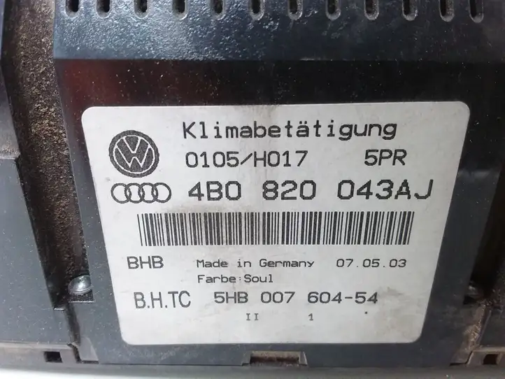 Audi A6 Allroad C5 (2000 - 2006) 4B0820043AJ Блок управления климат-контролем — фото 4