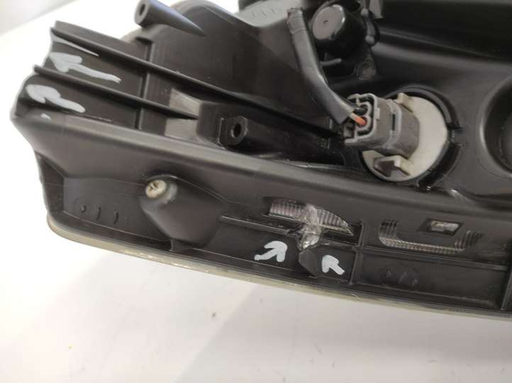 Honda CR-V (2009 - 2012)  331508WWG1 Передняя фара