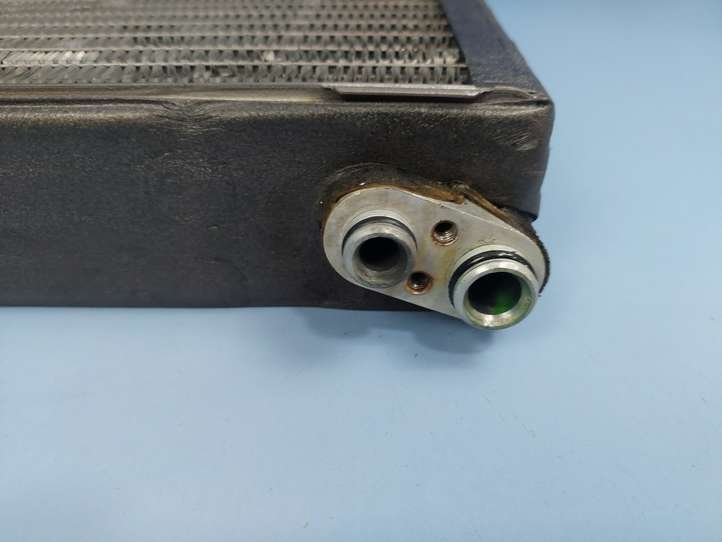Audi A6 (2001 - 2004)  05T14A594 Радиатор кондиционера воздуха (в салоне)