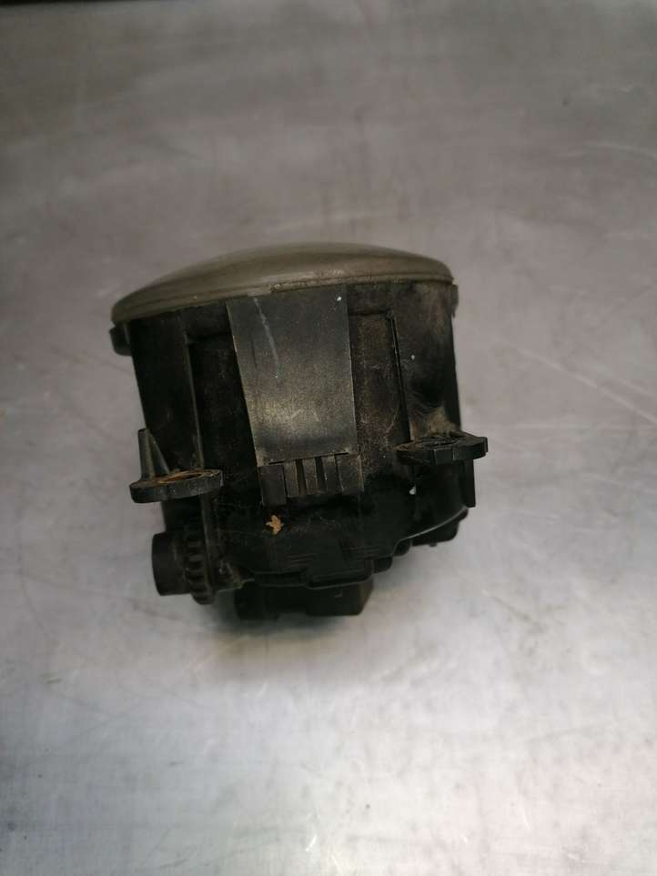Ford Focus (2008 - 2011)  2N1115201AB Передняя противотуманная фара