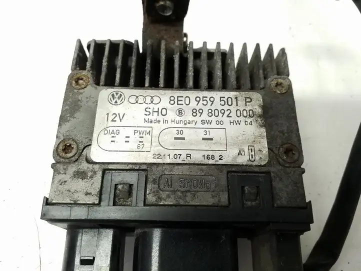 Audi A4 S4 B8 8K (2007 - 2011) 8E0959501P Реле вентилятора охлаждения — фото 5