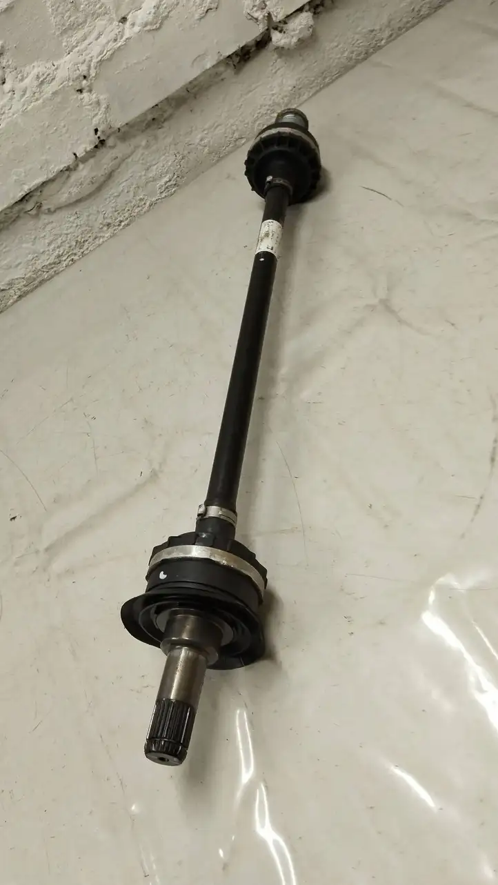 BMW 3 G20 G21 (2019 - ) 8665784 Задняя полуось — фото 1
