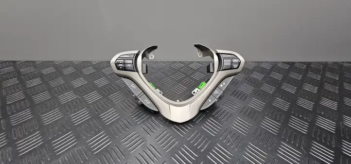 Honda Accord (2008 - 2016) E09427 Кнопки на рулевом колесе — фото 1