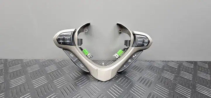 Honda Accord (2008 - 2016) E09427 Кнопки на рулевом колесе — фото 2