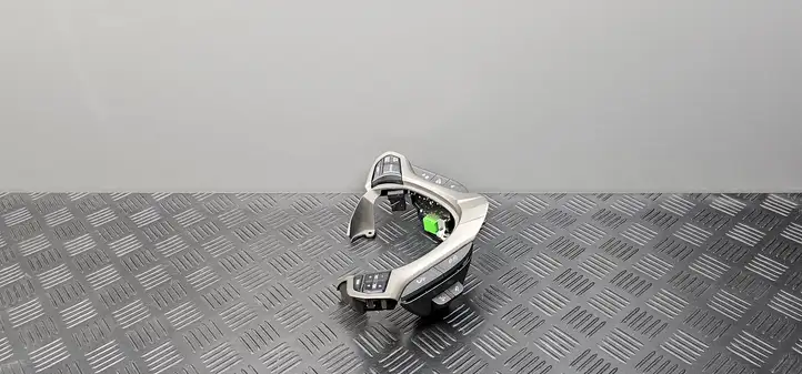 Honda Accord (2008 - 2016) E09427 Кнопки на рулевом колесе — фото 11