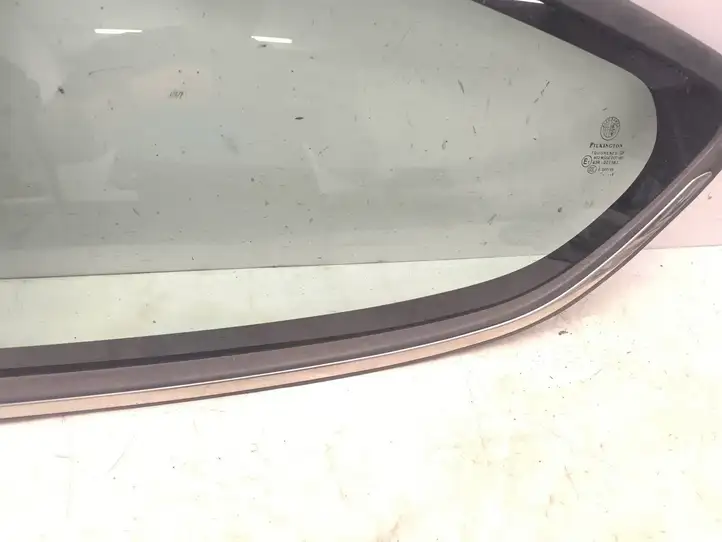 Alfa Romeo Mito (2008 - 2016) 43R001583 Стекло задней двери — фото 4