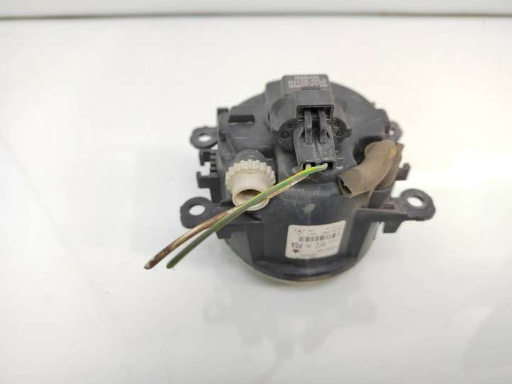 Peugeot 207 (2006 - 2009)  9650001680 Передняя противотуманная фара
