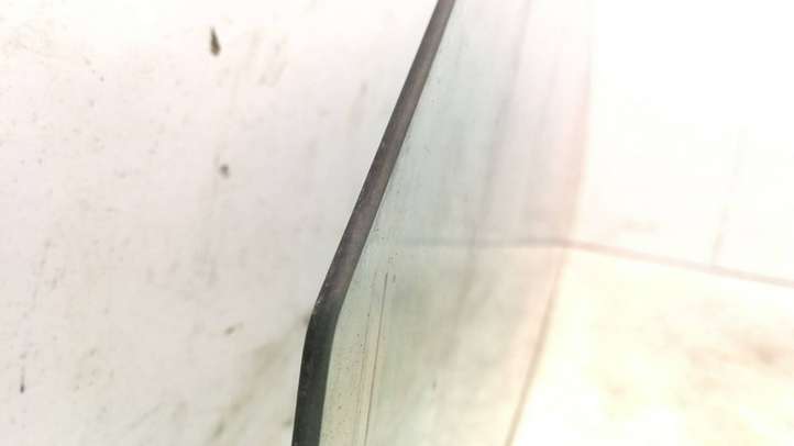 Volkswagen Golf IV (1998 - 2005)  43R007951 Основное стекло передних дверей (четырехдверного автомобиля)