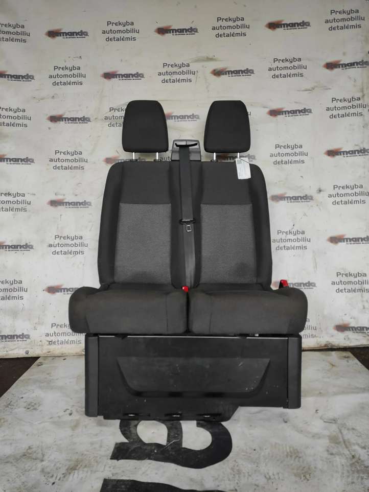 Ford Transit Custom (2014 - )   Переднее сиденье пассажира