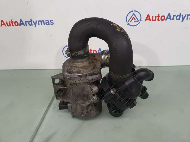 BMW X5 E70 (2006 - 2013)  7586925 Водяной насос