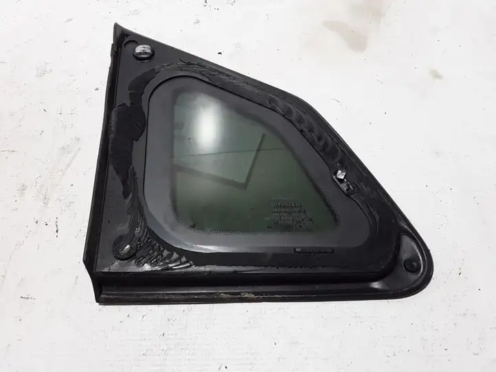 Nissan Qashqai (2013 - 2017) 833124EA1A Заднее боковое стекло — фото 2