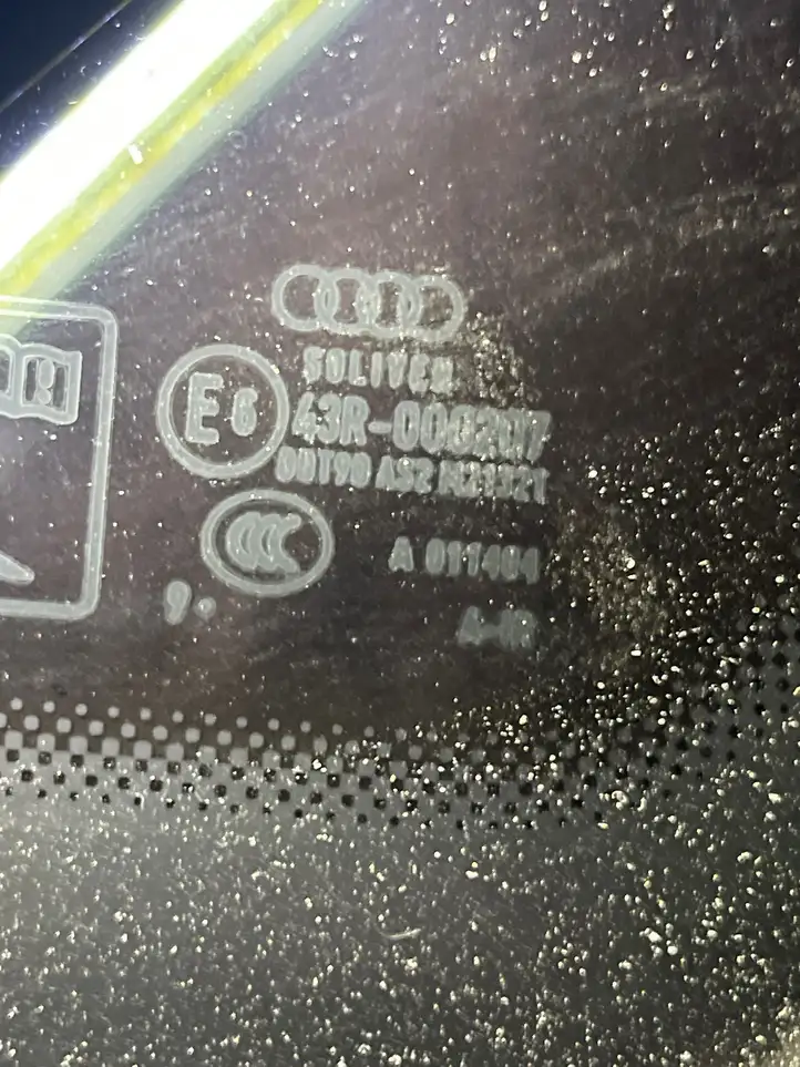 Audi A8 S8 D4 4H (2010 - 2014) Заднее боковое стекло — фото 2