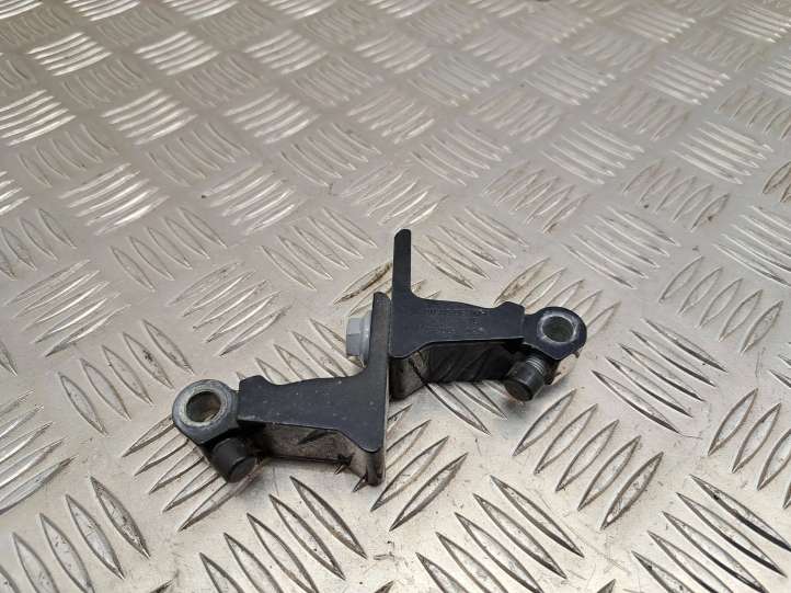 Audi Q5 (2008 - 2012)  8K0831401E  Комплект петель задней двери