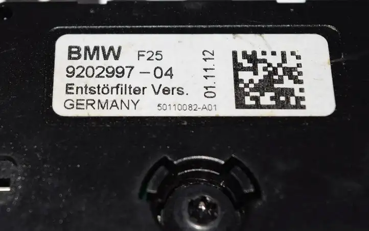BMW X3 F25 (2010 - 2017) 9202997 Усилитель антенны — фото 2