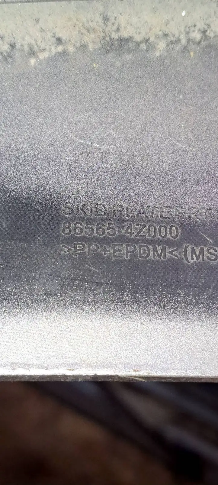 Hyundai Santa Fe (2012 - 2015) 865654Z000 Нижняя часть переднего бампера — фото 5