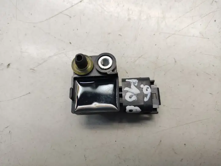 BMW 5 F10 F11 (2009 - 2016)  9159311 Датчик удара надувных подушек