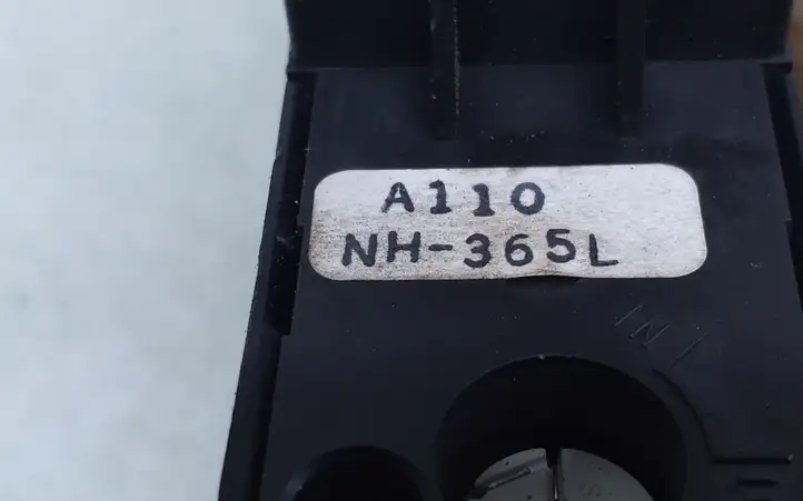 Honda Civic (2001 - 2005) A110NH365L Кнопка кондиционера — фото 5