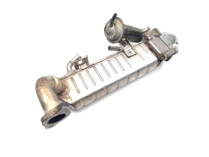 Toyota Hilux (2008 - 2011)  25601-30080 Клапан EGR