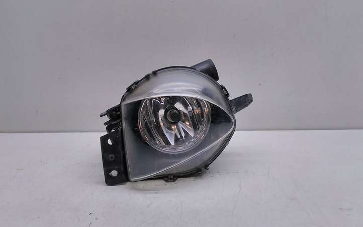 BMW 3 E90 E91 (2005 - 2012)  6948373 Передняя противотуманная фара