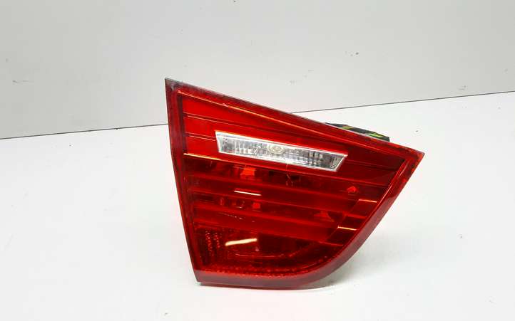 BMW 3 E90 E91 (2005 - 2012)  7289427 Задний фонарь в крышке багажника