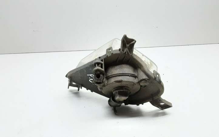 BMW 3 E90 E91 (2005 - 2012)  170037 Передняя противотуманная фара