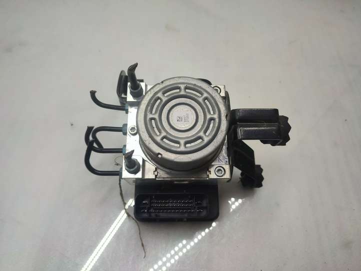 BMW 3 F30 F35 F31 (2012 - 2018)  6875814 Блок ABS