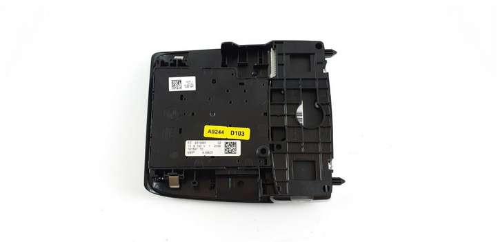 Xpeng G3 (2022 - )  9319961 Передняя подсветка