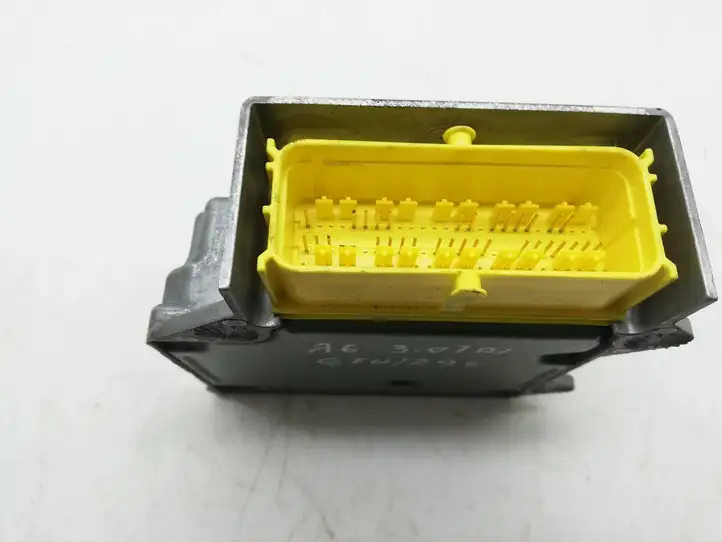 Audi A6 (2004 - 2008)  4F0959655B Блок управления надувных подушек