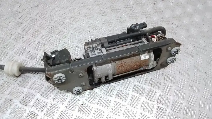 BMW 7 F01 (2008 - 2016) 6794465 Компрессор пневмоподвески — фото 4