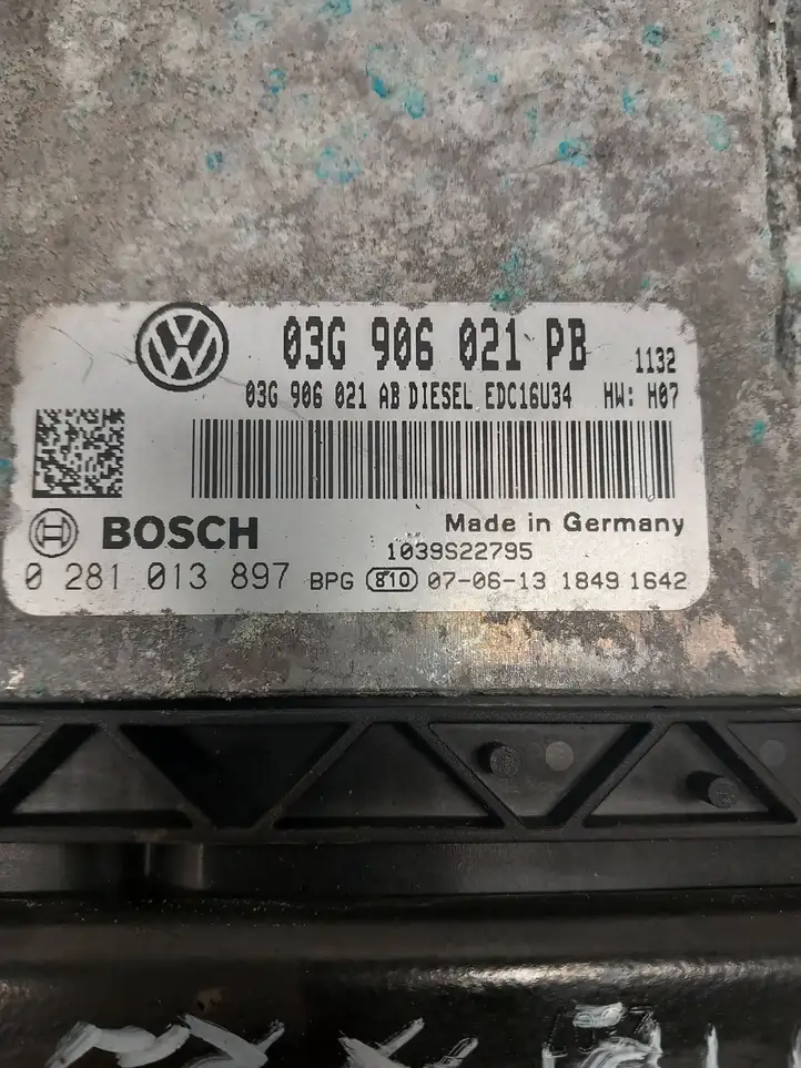 Volkswagen PASSAT B6 (2005 - 2010) 03G906021AB Блок управления двигателем (ЭБУ) — фото 2