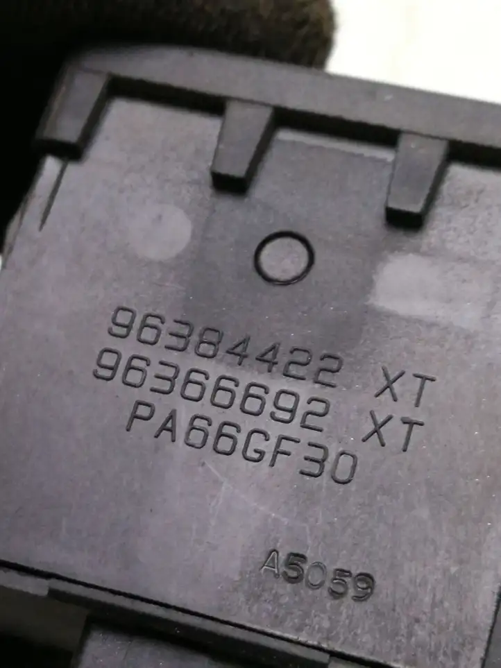 Peugeot 307 (2005 - 2008) 96384422XT Включатель регулировки высоты фонарей — фото 4