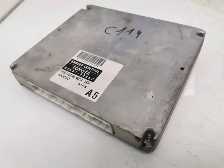 Toyota Avensis T250 (2006 - 2009)  8966105A52 Блок управления двигателя