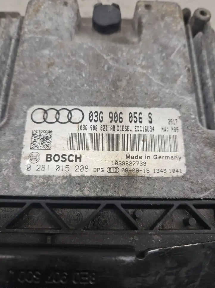 Audi A3/S3 8P (2004 - 2008) 03G906056S Блок управления двигателем (ЭБУ) — фото 4
