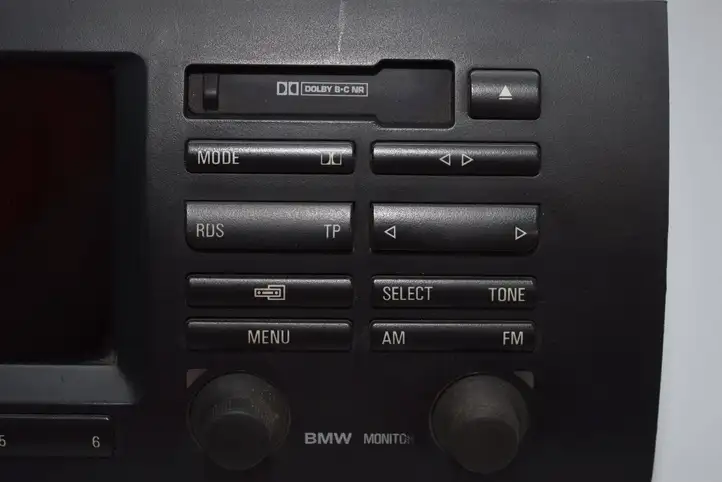 BMW X5 E53 (1999 - 2006)  8378942 Радио/ проигрыватель CD/DVD / навигация