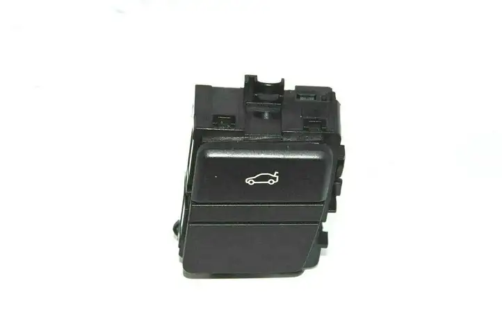 BMW 5 E60 E61 (2004 - 2010) 9137905 Кнопка закрытия крышки багажника — фото 1