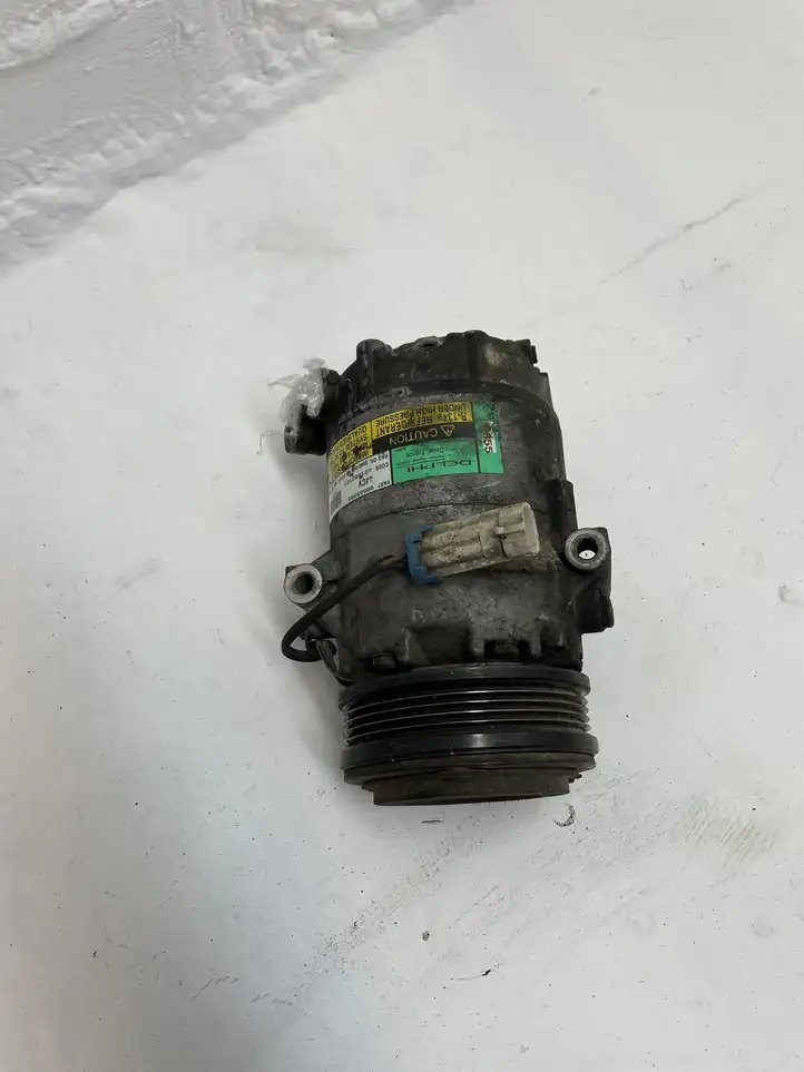 Opel Astra (1998 - 2004)  90559855 Компрессор (насос) кондиционера воздуха