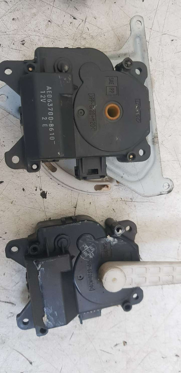 Toyota Avensis T250 (2003 - 2006)  AE0637008610 Двигатель задвижки потока воздуха