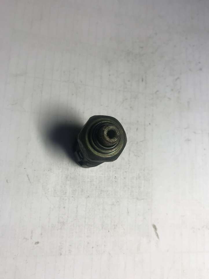 Nissan Primera (2001 - 2008)  41213290 Датчик давления кондиционера воздуха