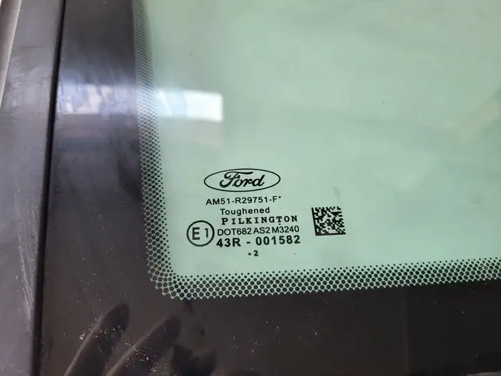 Ford C-MAX II (2010 - 2015) Заднее боковое стекло — фото 4