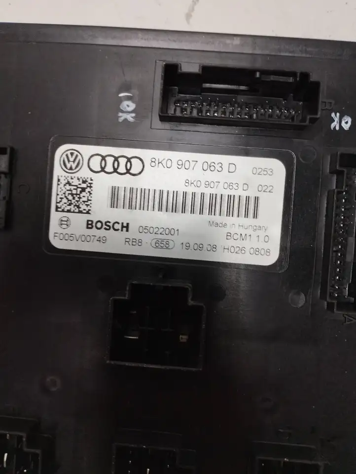 Audi A5 8T 8F (2007 - 2011) 8K0907063D Модуль комфорта — фото 2