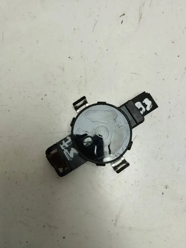 Audi A8 (2013 - 2017)  810955547A Датчик дождя