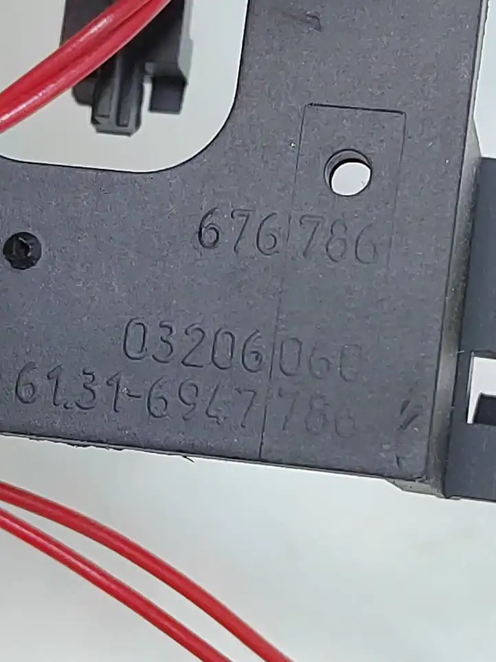 BMW 5 E60 E61 (2004 - 2010)  6947786 Переключатель регулировки высоты рулевого управления