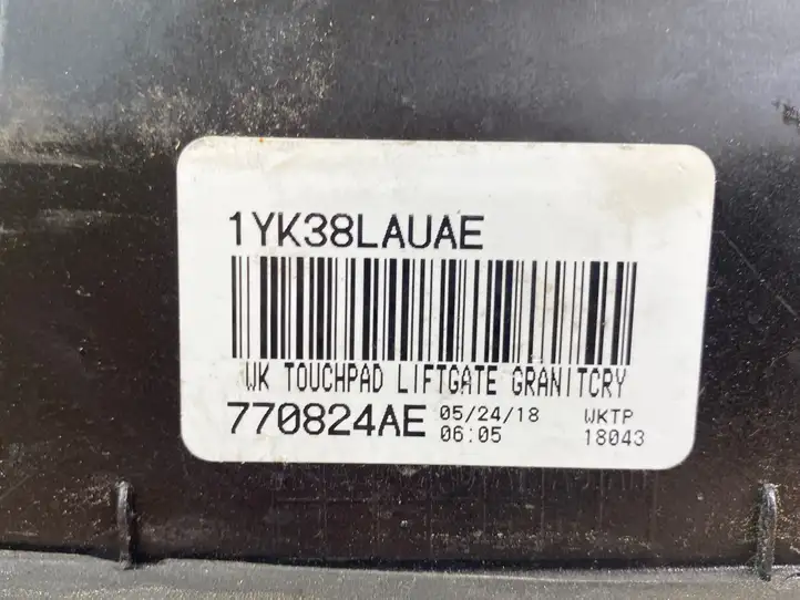 Jeep Grand Cherokee (2010 - 2021) 770824AE Кнопка закрытия крышки багажника — фото 5
