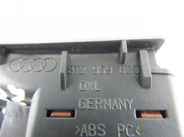 Audi A5 8T 8F (2007 - 2011) Кнопка закрытия крышки багажника — фото 6