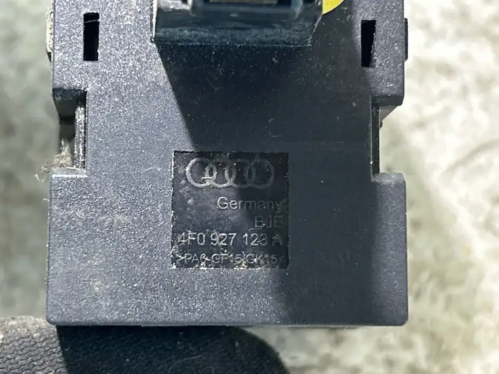 Audi A6 S6 C6 4F (2004 - 2008) 4F0927123A Включатель регулировки освещения панели — фото 3