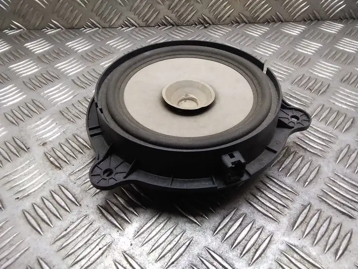 Nissan Qashqai (2006 - 2010) 281569U00A Динамики задних дверей — фото 1